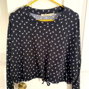 ⚡️NWT Lightweight Fleece sweater